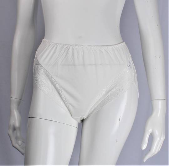 Bamboo cotton lace knickers cream Style:AL/BAM/15/CRM